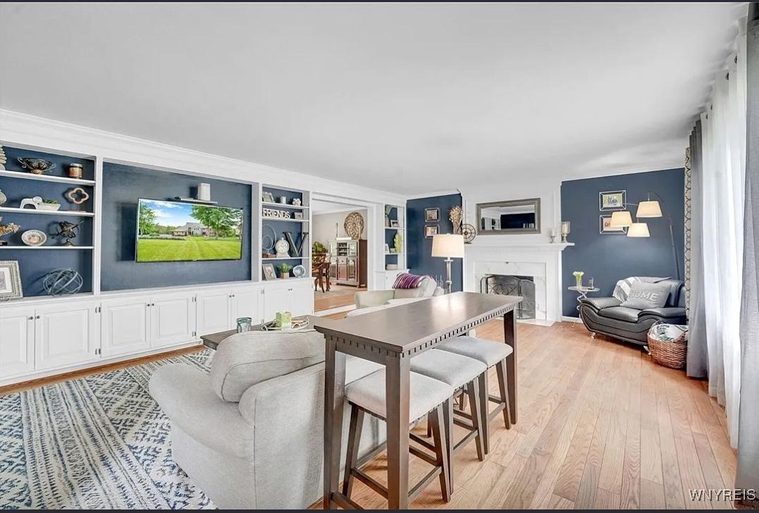 60 Kettle Run, East Aurora, NY 14052