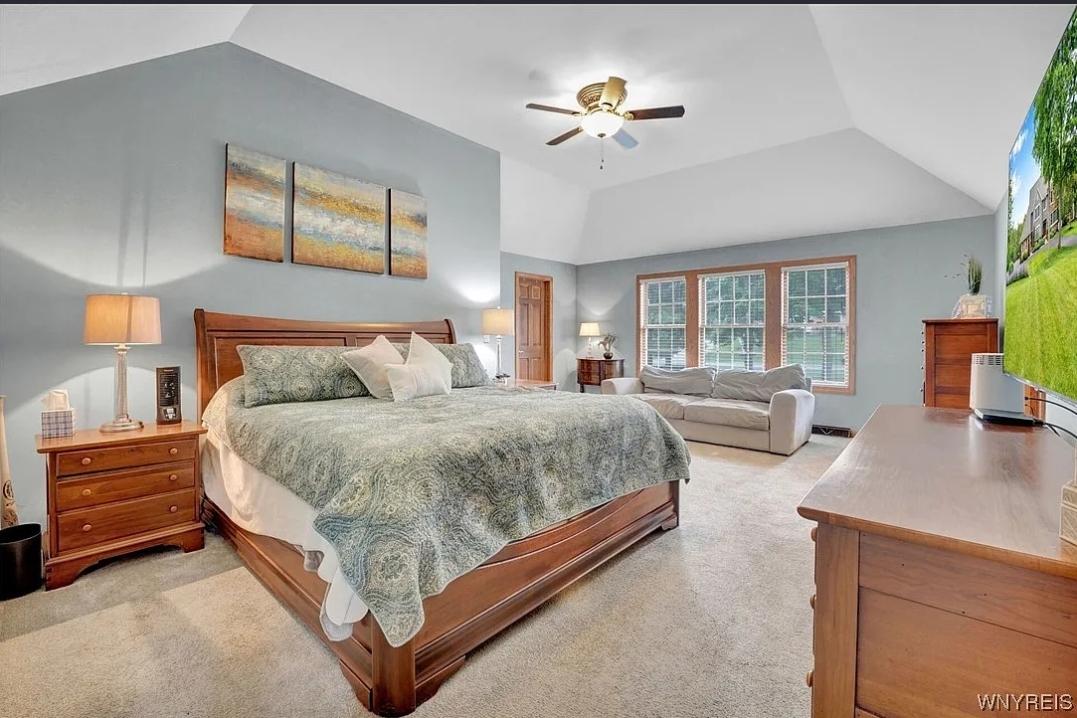 60 Kettle Run, East Aurora, NY 14052